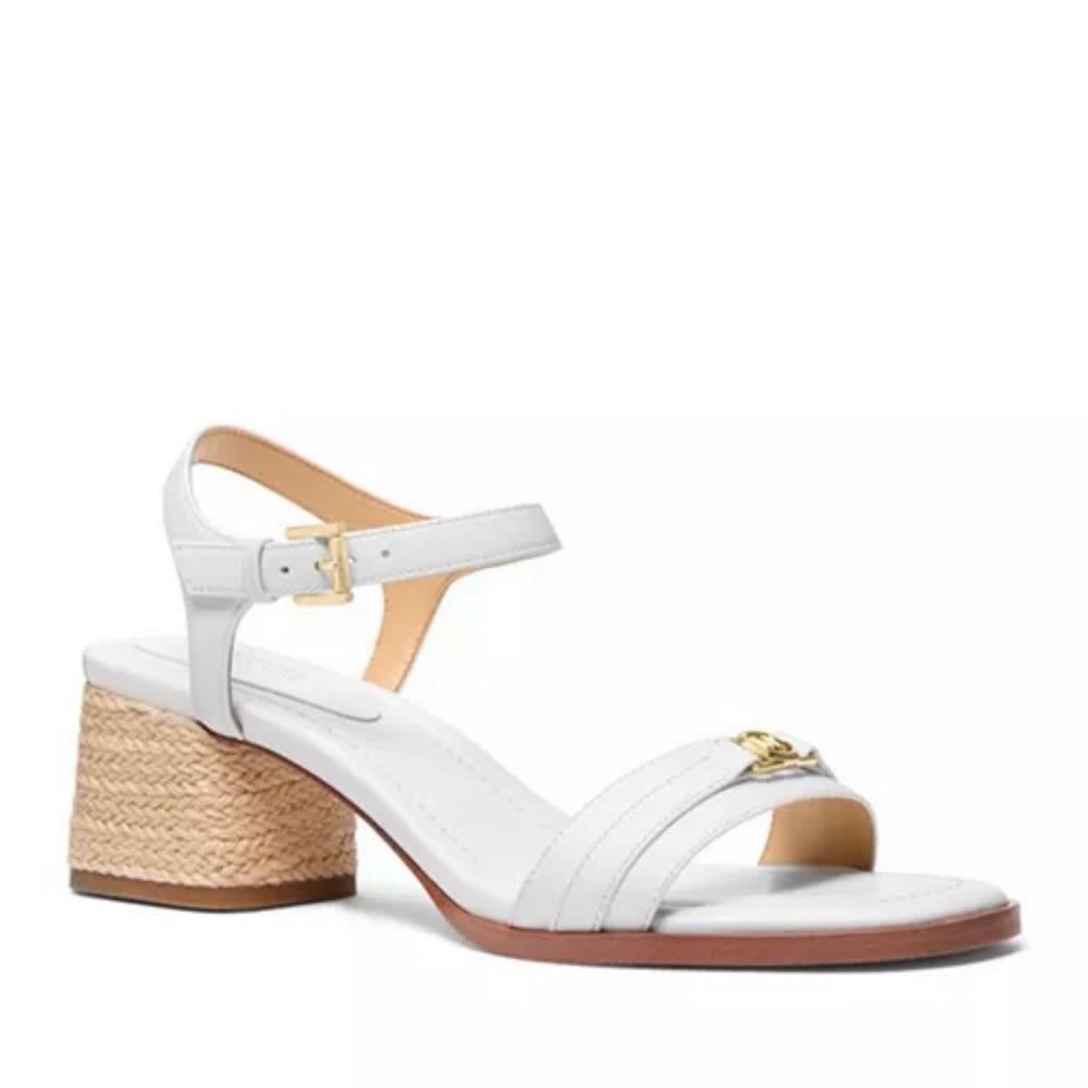 Michael Kors
Women's Mandy Sandals size 7